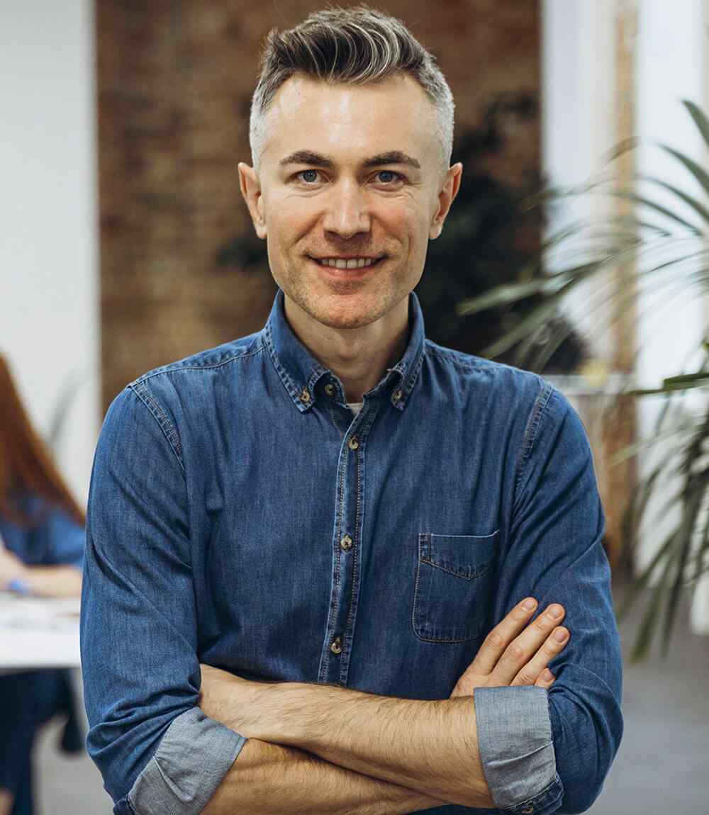 https://www.gmsrl.it/wp-content/uploads/2019/02/team_03.jpg
